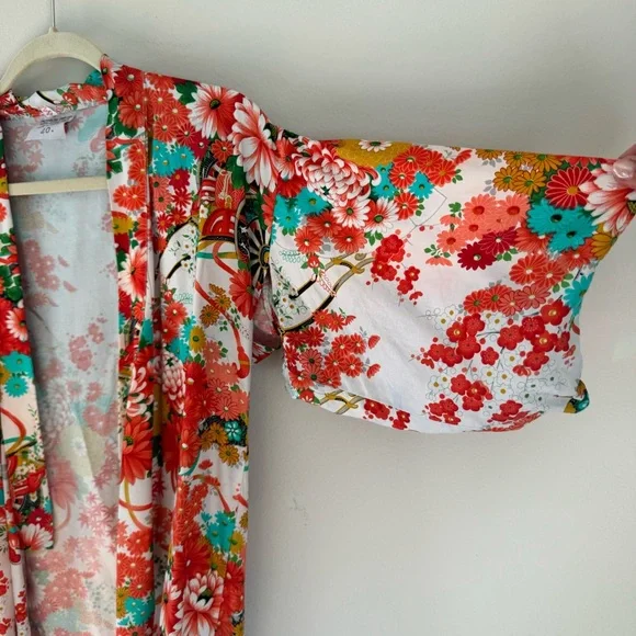 Vintage Japanese Floral Kimono Robe | Size 40 | Made in Japan - Picture 3 of 9
